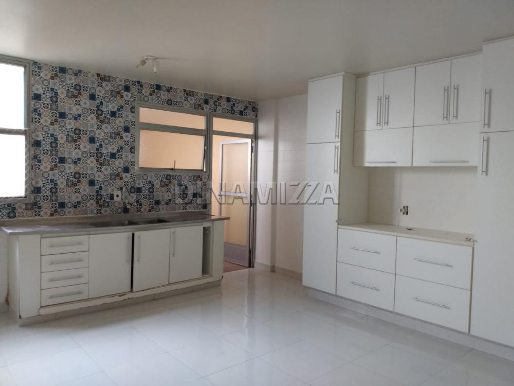 Comprar Apartamento / Padrão em Uberaba R$ 390.000,00 - Foto 14