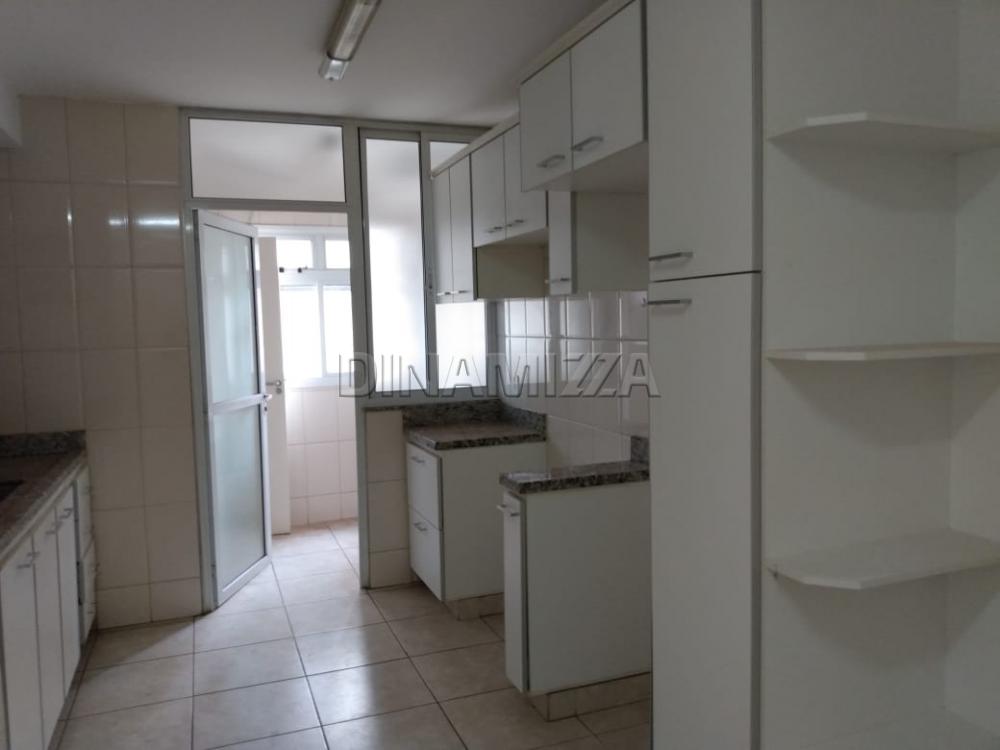 Comprar Apartamento / Padrão em Uberaba R$ 430.000,00 - Foto 5