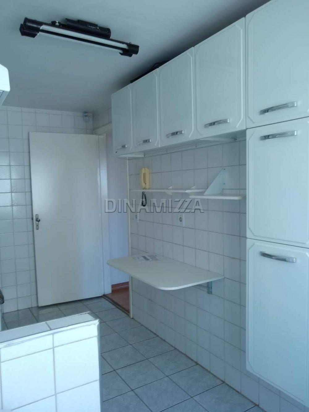 Comprar Apartamento / Padrão em Uberaba R$ 210.000,00 - Foto 5