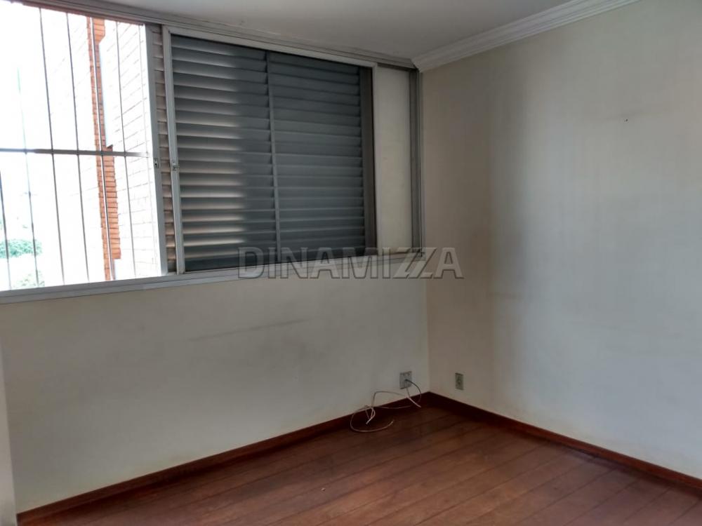 Comprar Apartamento / Padrão em Uberaba R$ 370.000,00 - Foto 10