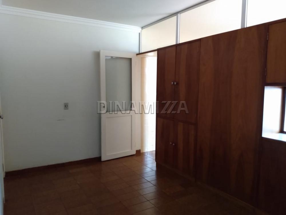 Comprar Apartamento / Padrão em Uberaba R$ 370.000,00 - Foto 9
