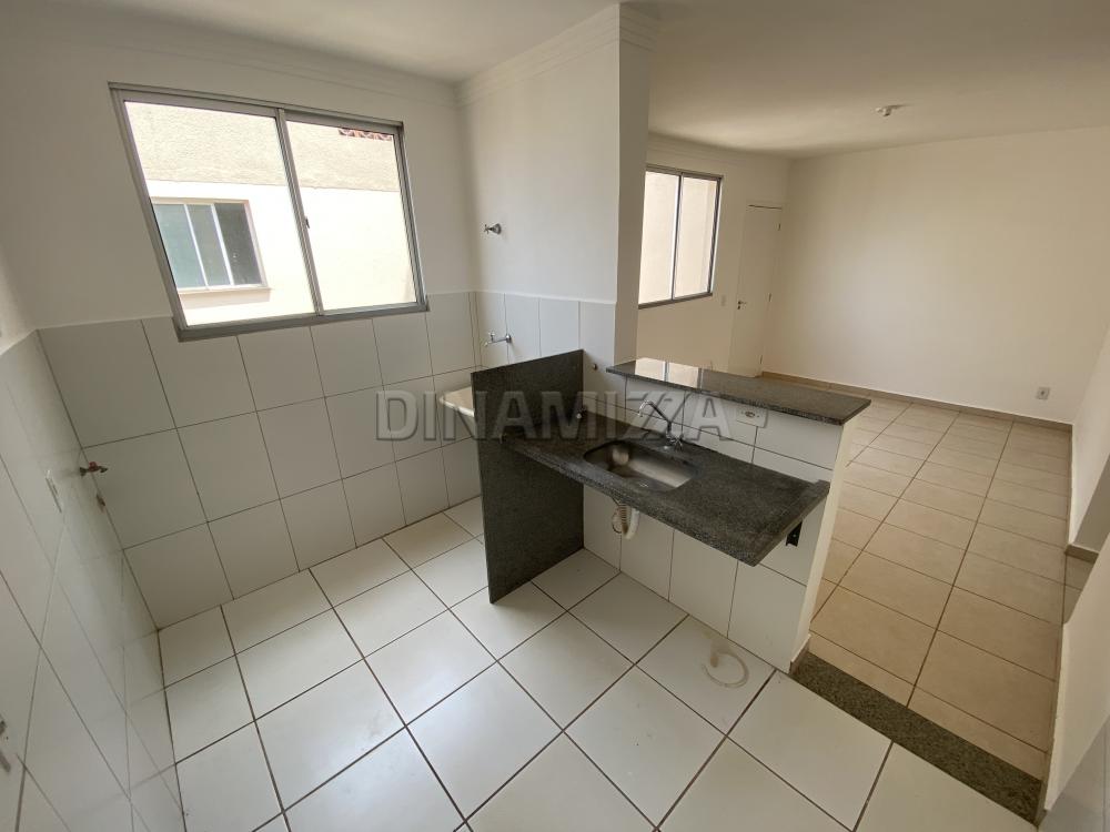 Comprar Apartamento / Padrão em Uberaba R$ 170.000,00 - Foto 5