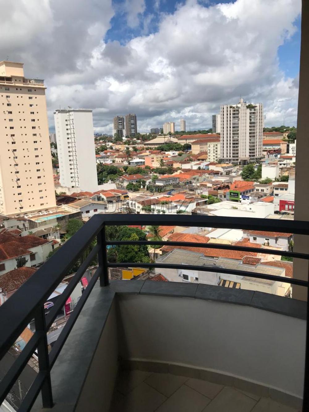 Alugar Apartamento / Padrão em Uberaba R$ 1.000,00 - Foto 13
