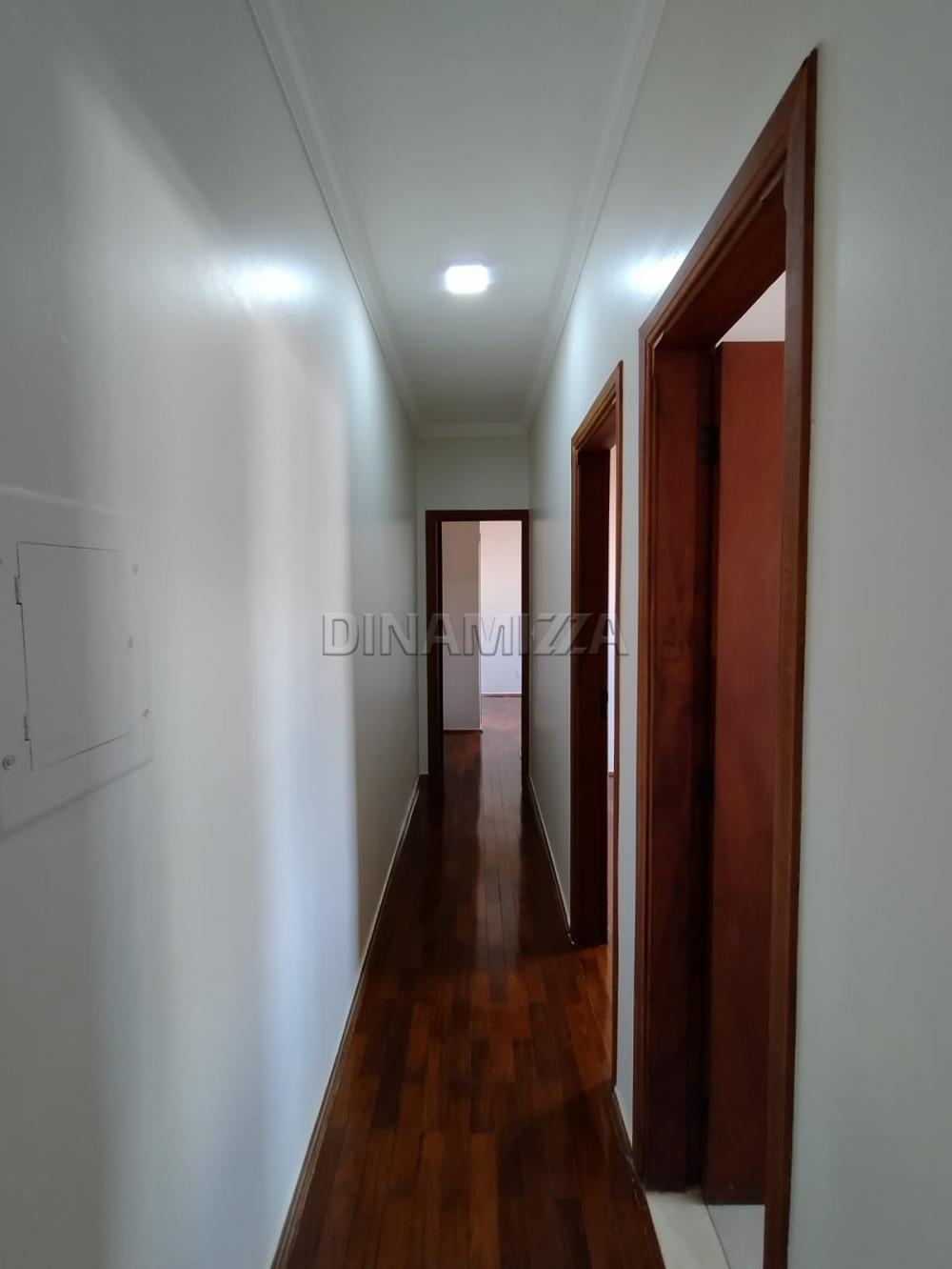 Comprar Apartamento / Padrão em Uberaba R$ 330.000,00 - Foto 7