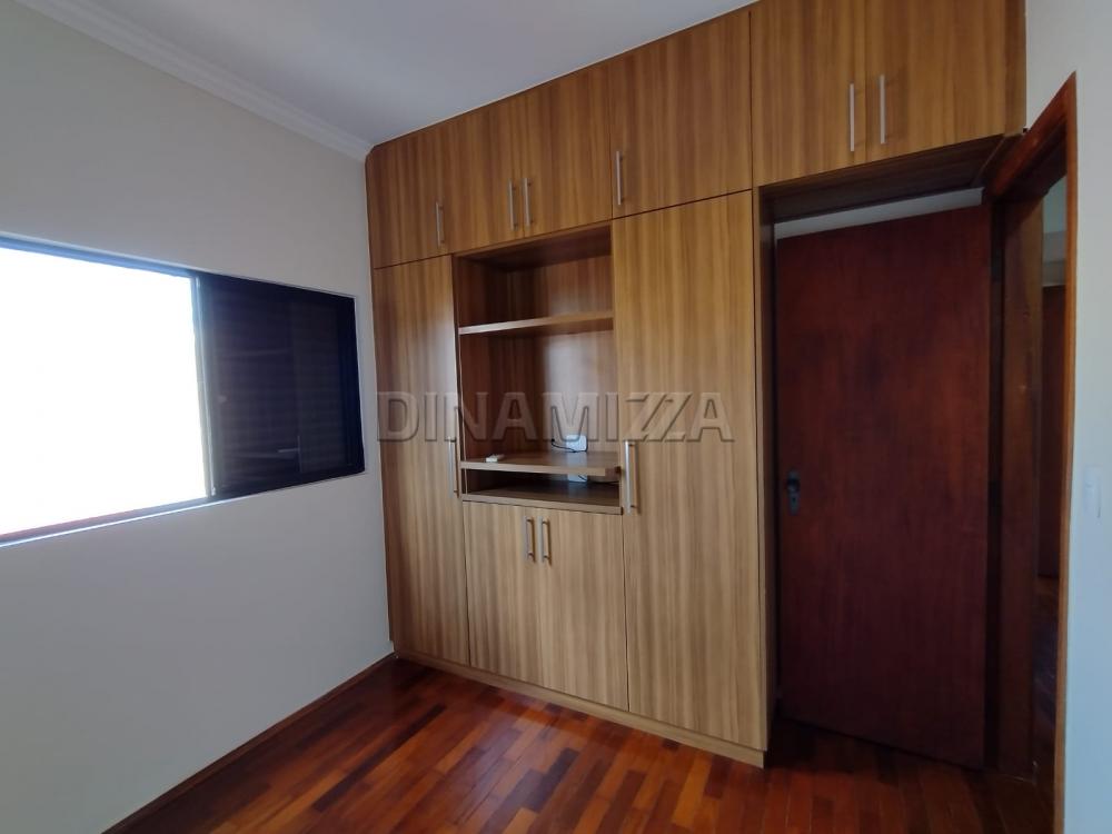 Comprar Apartamento / Padrão em Uberaba R$ 330.000,00 - Foto 12