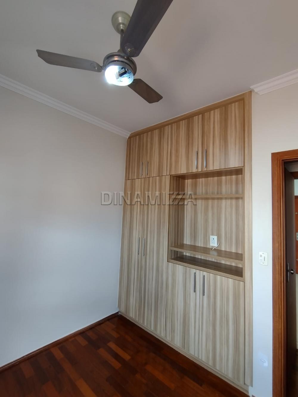 Comprar Apartamento / Padrão em Uberaba R$ 330.000,00 - Foto 13