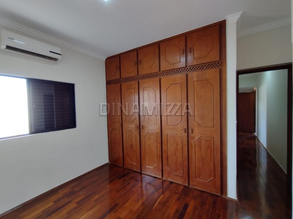 Comprar Apartamento / Padrão em Uberaba R$ 330.000,00 - Foto 15