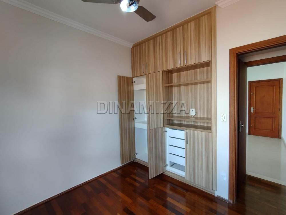 Comprar Apartamento / Padrão em Uberaba R$ 330.000,00 - Foto 17