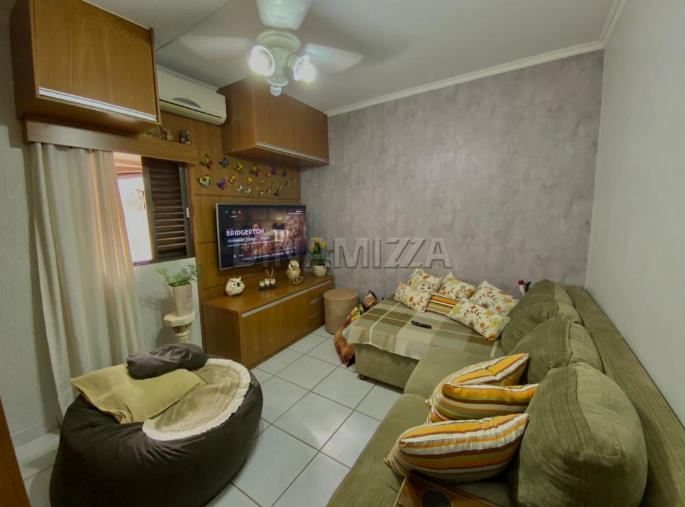 Comprar Apartamento / Padrão em Uberaba R$ 350.000,00 - Foto 5