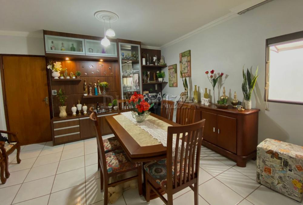 Comprar Apartamento / Padrão em Uberaba R$ 350.000,00 - Foto 11