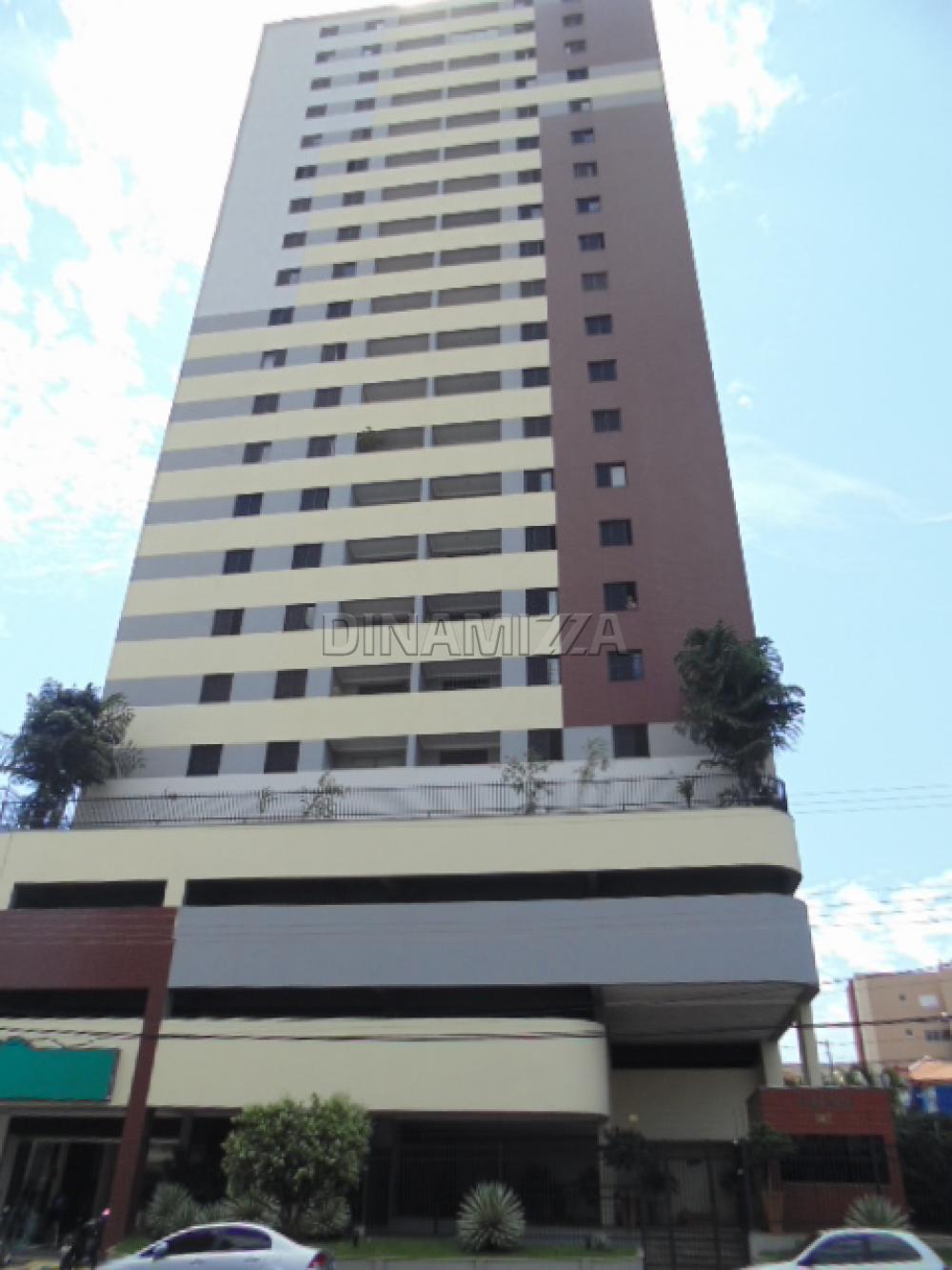 Uberaba Centro Apartamento Locacao R$ 1.800,00 Condominio R$790,00 4 Dormitorios 2 Vagas Area construida 1.00m2