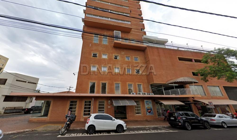Uberaba Centro Apartamento Locacao R$ 2.000,00 1 Dormitorio 1 Vaga 