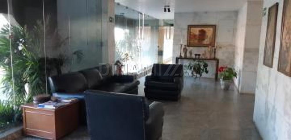 Comprar Apartamento / Padrão em Uberaba R$ 225.000,00 - Foto 2