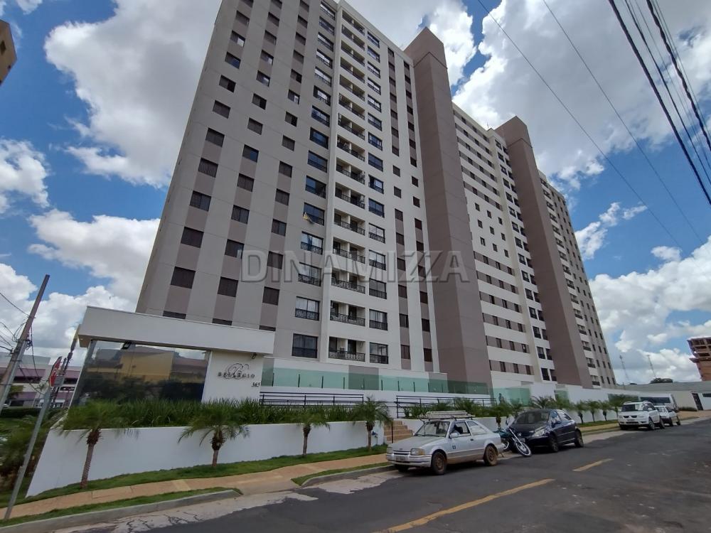 Uberaba Santa Maria Apartamento Locacao R$ 1.500,00 Condominio R$365,00 2 Dormitorios 1 Vaga 