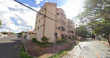 Alugar Apartamento / Padrão em Uberaba. apenas R$ 1.650,00