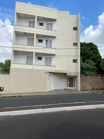 Alugar Apartamento / Padrão em Uberaba. apenas R$ 300.000,00