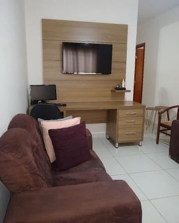 Alugar Apartamento / Padrão em Uberaba. apenas R$ 190.000,00