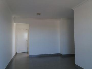 Alugar Apartamento / Padrão em Uberaba. apenas R$ 380.000,00