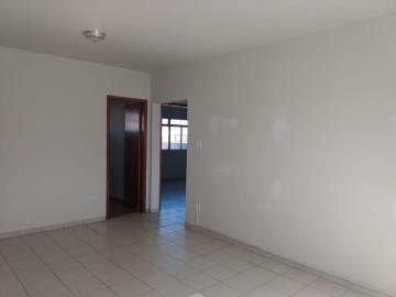 Alugar Apartamento / Padrão em Uberaba. apenas R$ 170.000,00