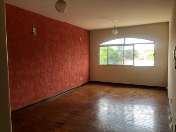 Alugar Apartamento / Padrão em Uberaba. apenas R$ 1.050,00