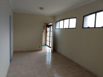 Alugar Apartamento / Padrão em Uberaba. apenas R$ 160.000,00