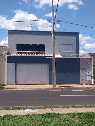 Alugar Casa / Padrão em Uberaba. apenas R$ 650.000,00