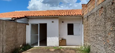 Alugar Casa / Padrão em Condomínio em Uberaba. apenas R$ 175.000,00