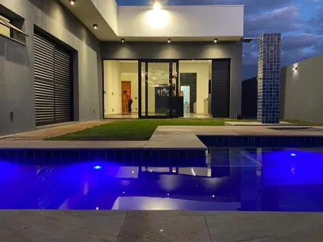 Alugar Casa / Padrão em Condomínio em Uberaba. apenas R$ 1.300.000,00