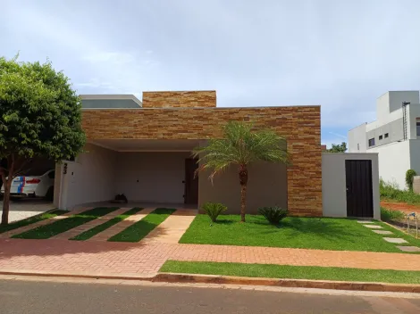 Alugar Casa / Padrão em Condomínio em Uberaba. apenas R$ 1.500.000,00